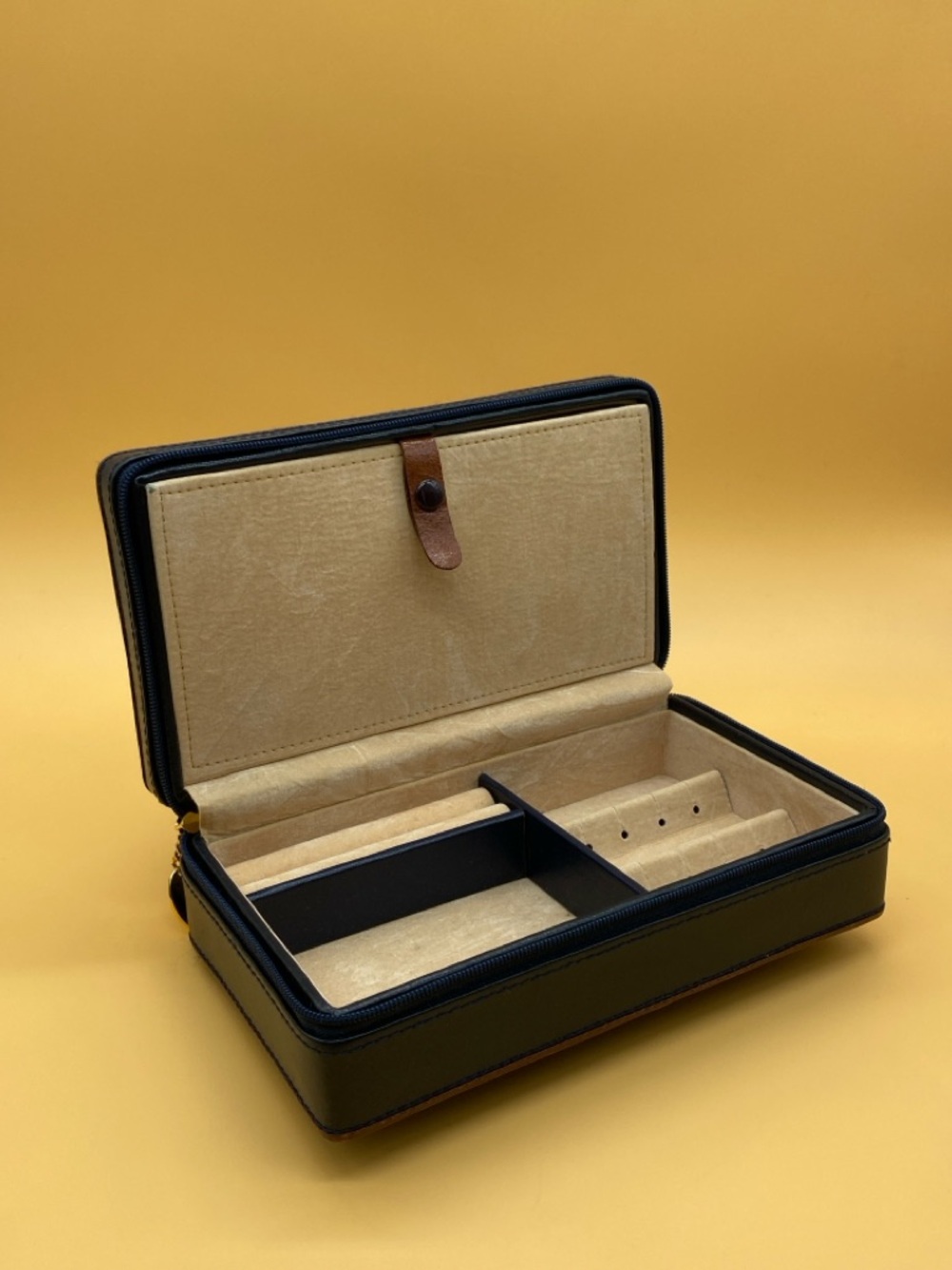 Wolf Designs navy leather case double compartment NEW - 0021TK